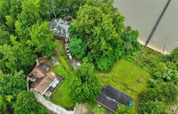 682  Bay Port Rd, Jamaica, VA 23079