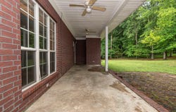 114 Colony East Dr, El Dorado, AR 71730