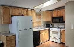 38 River, Pepperell, MA 01463