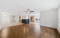 725 Kingfisher Ln, Leander, TX 78641