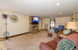 Elburn, IL 60119