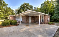 623 Woodside Drive, Manning, SC 29102