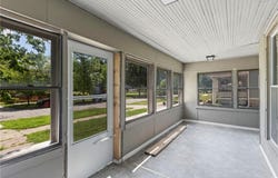 526 S Maple Street, Ottawa, KS 66067