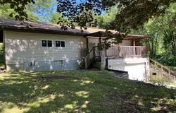 300 Silver Valley Road, Saylorsburg, PA 18353