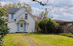 1300 Jackson Ave, Huntington, WV 25704