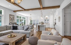 W322n7468 Reddelien Rd, Hartland, WI 53029