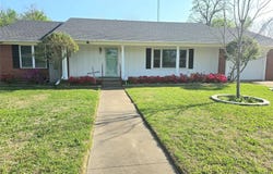604 E PENNSYLVANIA, Van, TX 75790