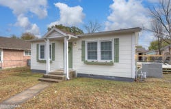 1713 Indiana Avenue, Joplin, MO 64804