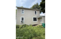 306 E High st, Fostoria, OH 44830