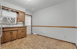 548 Continental Drive, Salem, OH 44460