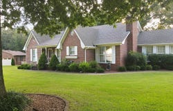 99 Bunny Lane, Martin, TN 38237