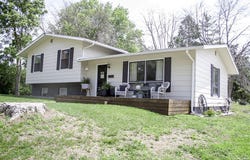 321 Cedar Street S, Lamoni, IA 50140