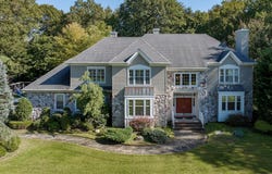 26 Bruns Road, Allenhurst, NJ 07711