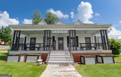 104 W Broad, Wedowee, AL 36278