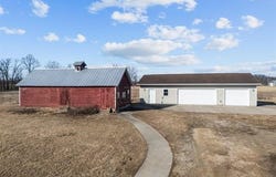 5429 BRODERICK Road, OMRO, WI 54963