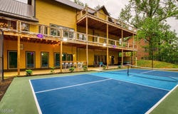 604 Cherokee Orchard Road, Gatlinburg, TN 37738