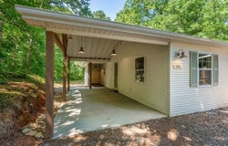 191 Rector Street, Campobello, SC 29322