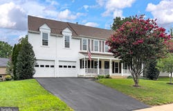 9434 FLOWERDEN Lane, MANASSAS, VA 20110