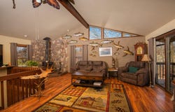1031 N Osborne Blvd, Racine, WI 53405