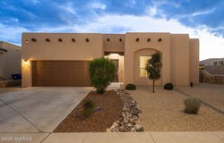 4274 Arcadia, Las Cruces, NM 88011