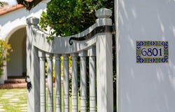 6801 Estates Dr, Oakland, CA 94611