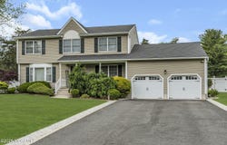 1 River Drive, Farmingdale, NJ 07727