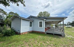 5722 Camden Road, Fayetteville, NC 28306