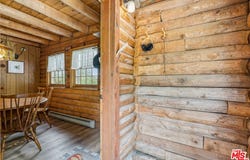 4 Winding Way, Running Springs, CA 92382