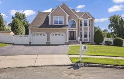 7 Boyd Road, Hazlet, NJ 07730
