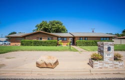 812 1st Street, Abernathy, TX 79311