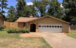 210 Woodhaven Dr., Whitehouse, TX 75791