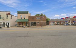 110 S State Street, South Whitley, IN 46787-1391