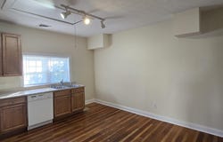 617 WESTERN RD, WAYNESBORO, VA 22980