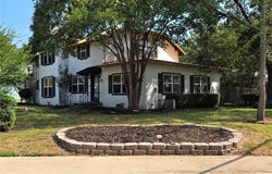 615 N Clinton Avenue, Stephenville, TX 76401