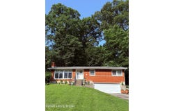 330 Kenwood Hill Rd, Louisville, KY 40214
