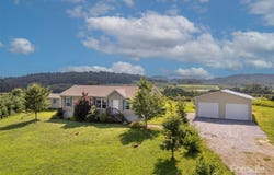1878 Old Clear Creek Road, Hendersonville, NC 28792