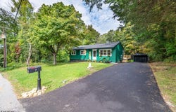 7 Fox Hill Dr, Franklin Boro, NJ 07416-1801
