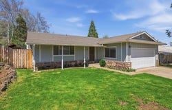 704 Turre St, Yreka, CA 96097