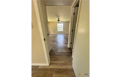 401 Walnut, Yoakum, TX 77954