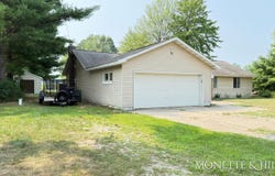 8141 Marvin Road, Holton, MI 49425