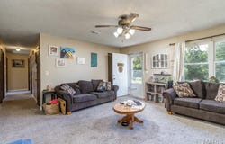 19220 Diamond Road, Lebanon, MO 65536