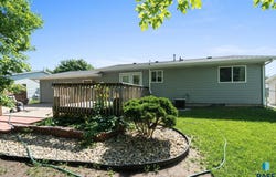 525 N Rose Ave, Tea, SD 57064