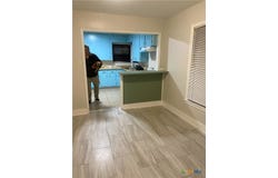7334 Thurow, Houston, TX 77087