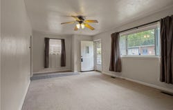 3939 39th Street E, Nitro, WV 25143
