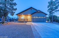 540 S Mountain Pines Avenue, Show Low, AZ 85901