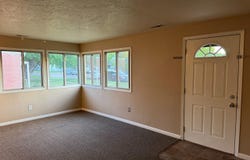 313 S Elm St, North Platte, NE 69101