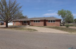 820 Sunset Drive, Clovis, NM 88101