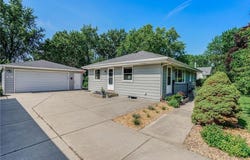 8333 32nd Avenue N, Crystal, MN 55427