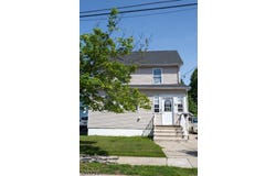 50 Heald St, Carteret Boro, NJ 07008-2704