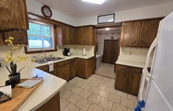 1206 Broadway Ave, Bull Shoals, AR 72619